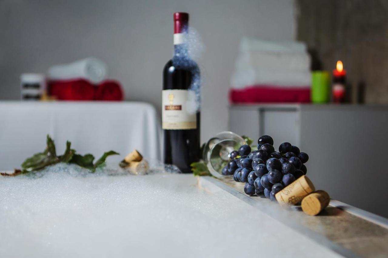 Degustarium Hotel Τυφλίδα Εξωτερικό φωτογραφία